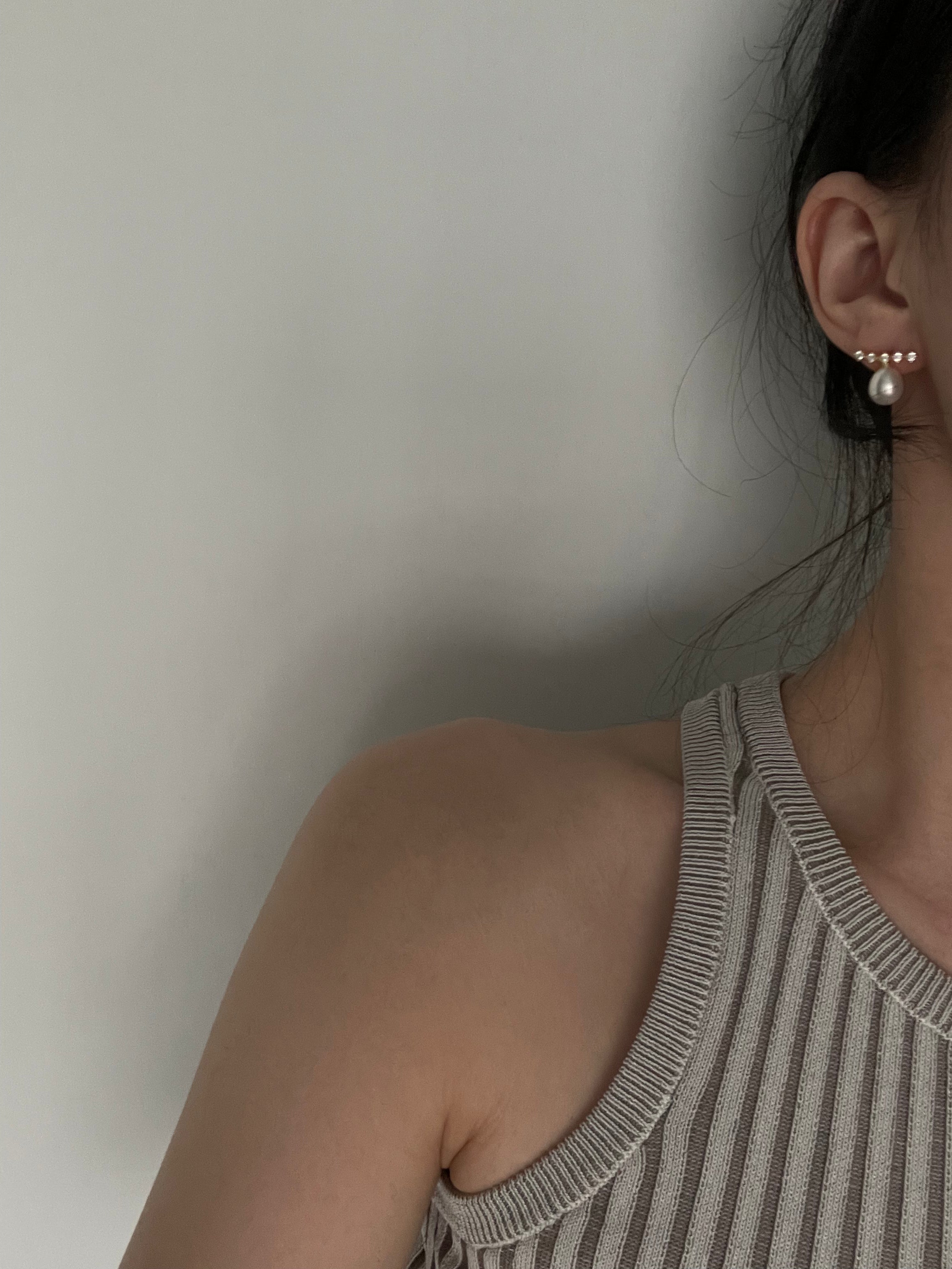 RAINIE Pearl stud earrings - ZEN&CO Studio
