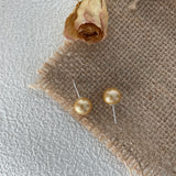 MANILA gold pearl stud earrings - ZEN&CO Studio