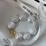 ROMAN HOLIDAY Baroque Pearl bracelet - ZEN&CO Studio