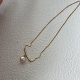 ODE Pearl Pendant Necklace
