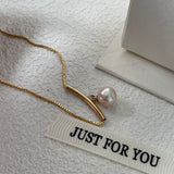 ODE Pearl Pendant Necklace