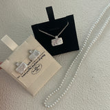 NICOLETTA Square Pearl Stud Earrings and Necklace - ZEN&CO Studio
