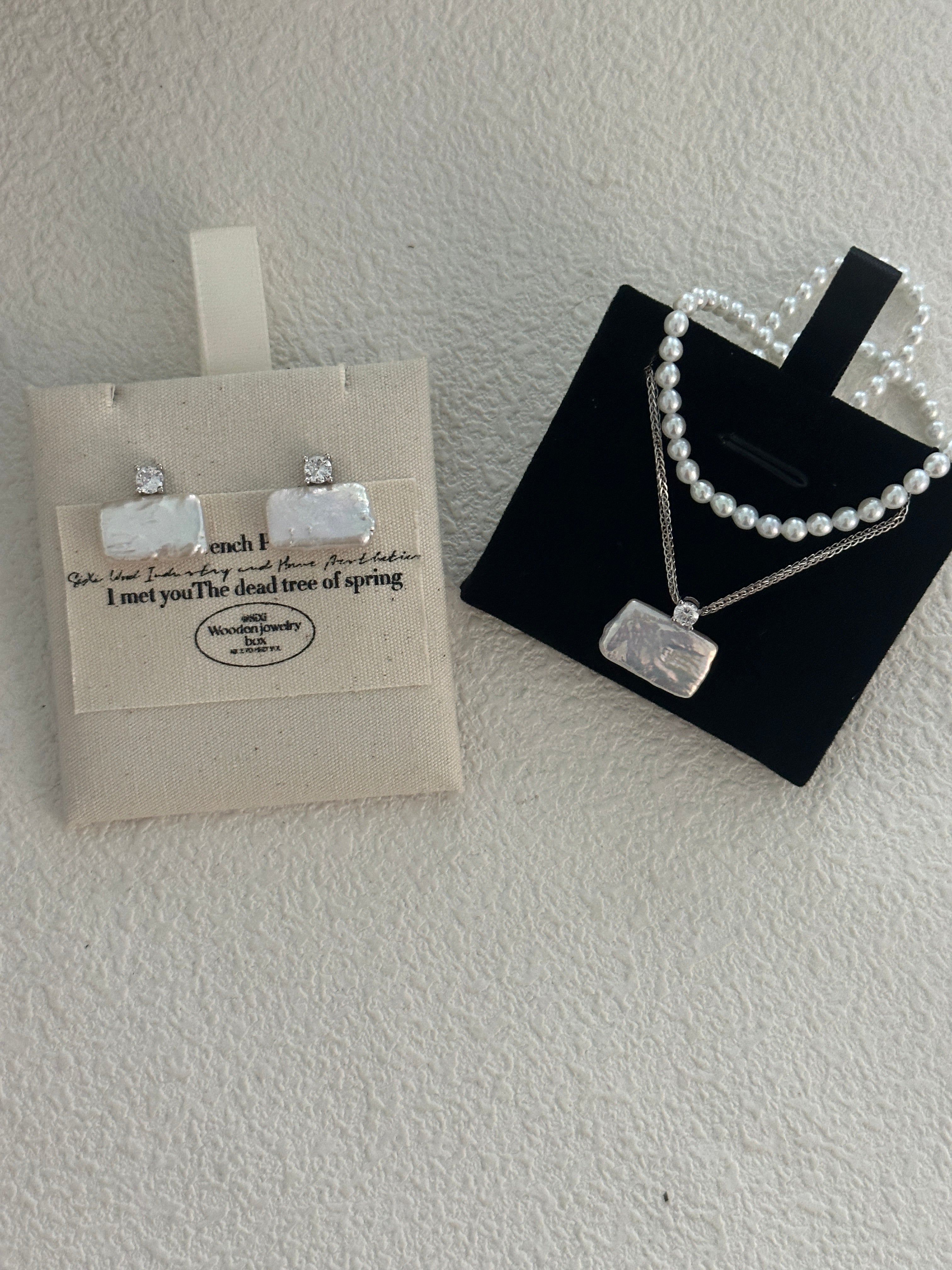 NICOLETTA Square Pearl Stud Earrings and Necklace - ZEN&CO Studio