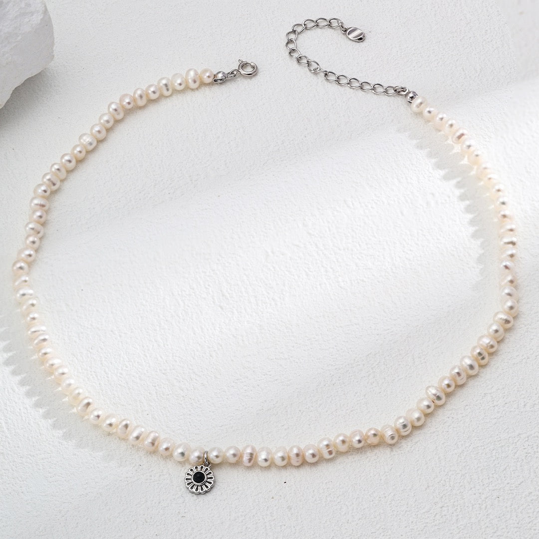 POPPY Pearl and Flower Pendant Necklace and Bracelet
