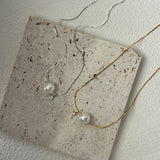 BELLE Minimalist Pearl Pendant Necklace