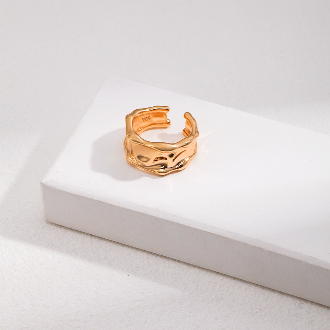 HUNTER Texture Ring