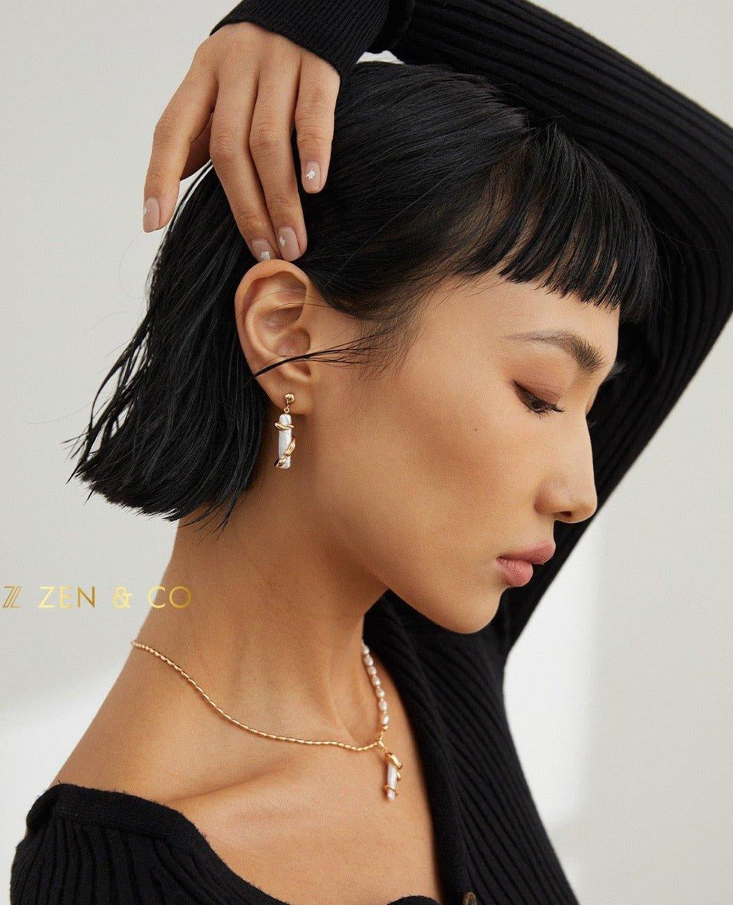 GAIA Dainty Baroque pearl asymmetric earrings and open ring - ZEN&CO Studio