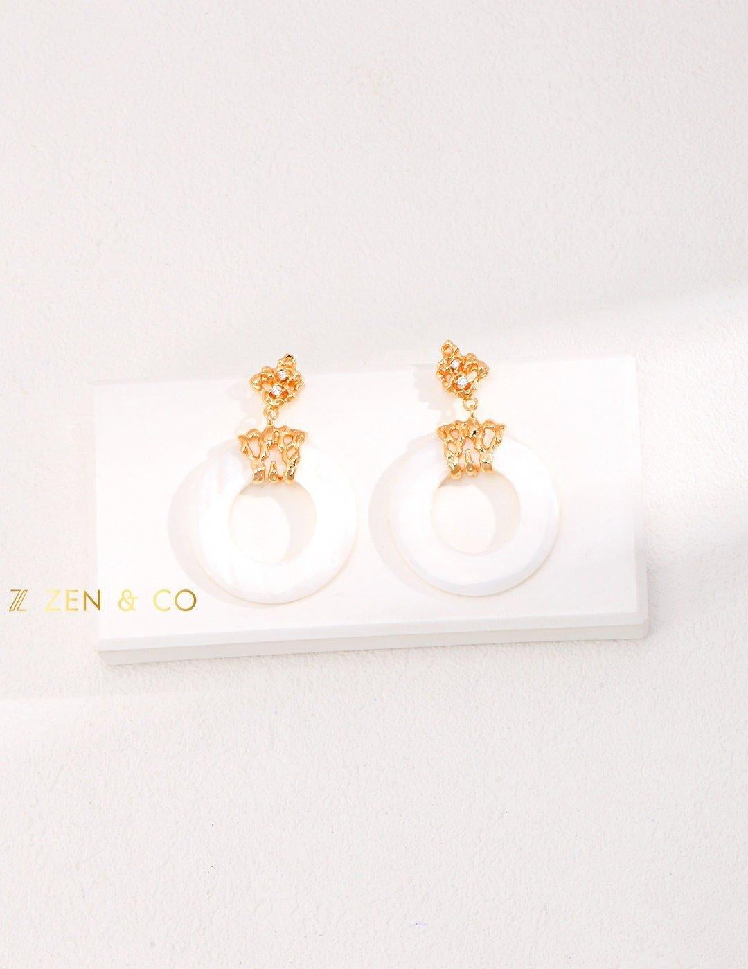 KRISSY Bohemian Mother of pearl doughnut dangle earrings - ZEN&CO Studio