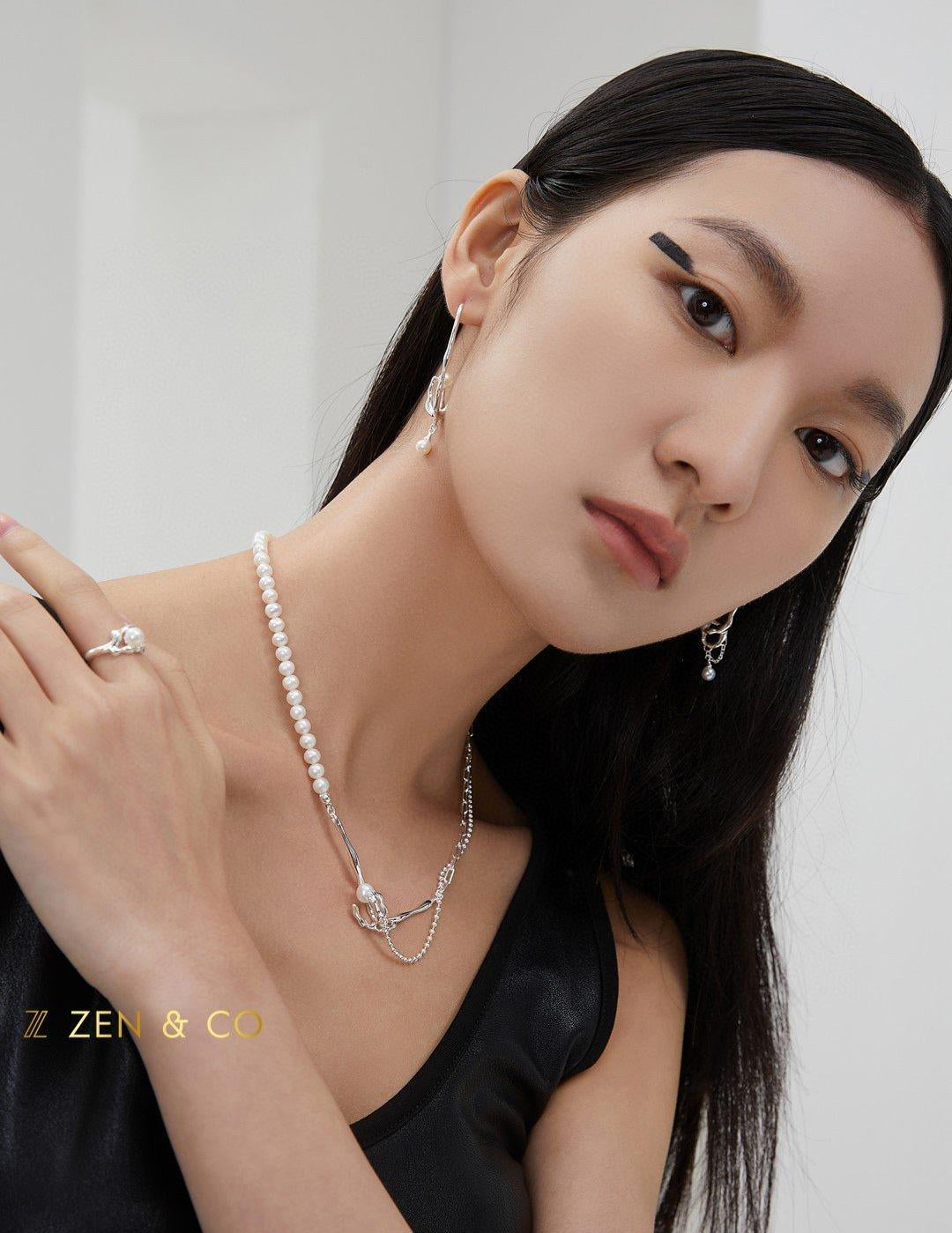 SKYE Asymmetrical pearl necklace - ZEN&CO Studio