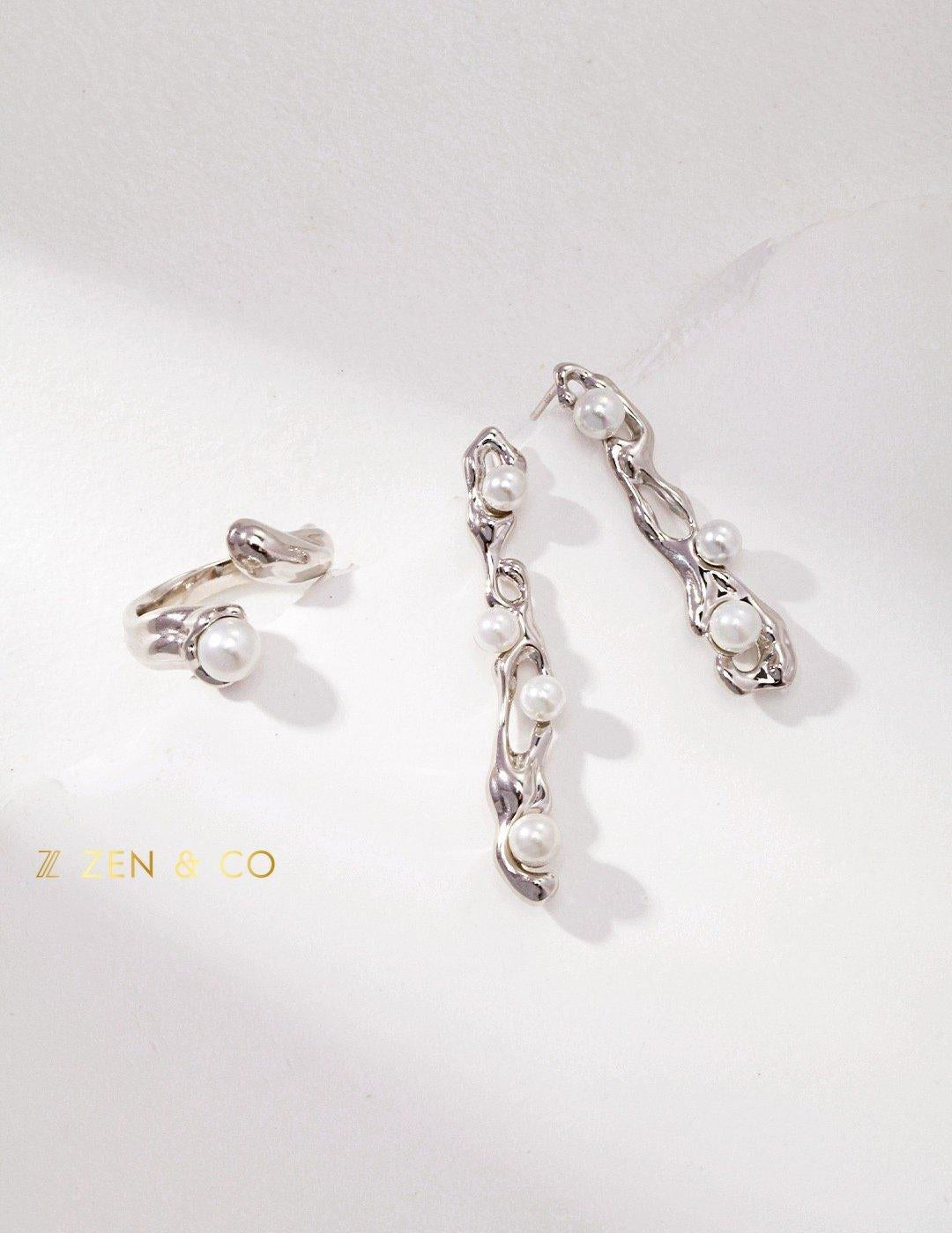 ELOISE Asymmetric dangle earrings with pearls - ZEN&CO Studio