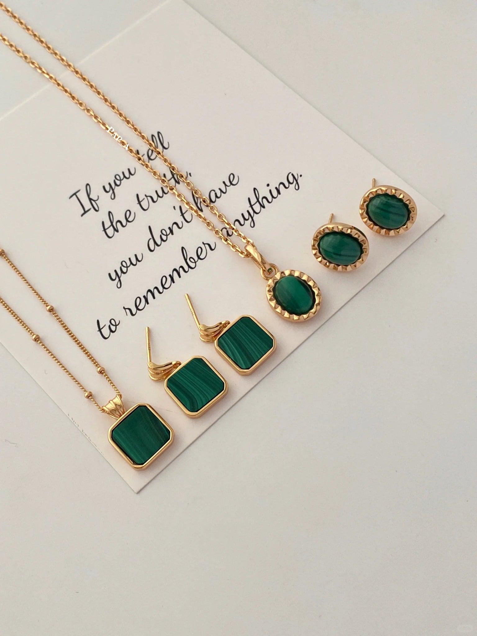 Malachite: A Gemstone of Transformation and Healing - ZEN&CO Studio