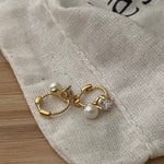 JISOO mini hoop earrings - ZEN&CO Studio