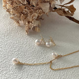 RAINIE Pearl stud earrings