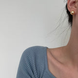 MANILA gold pearl stud earrings - ZEN&CO Studio