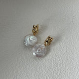 ROMAN HOLIDAY Single pearl earrings - ZEN&CO Studio