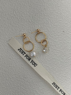 AGNES Asymmetric dangle earrings - ZEN&CO Studio