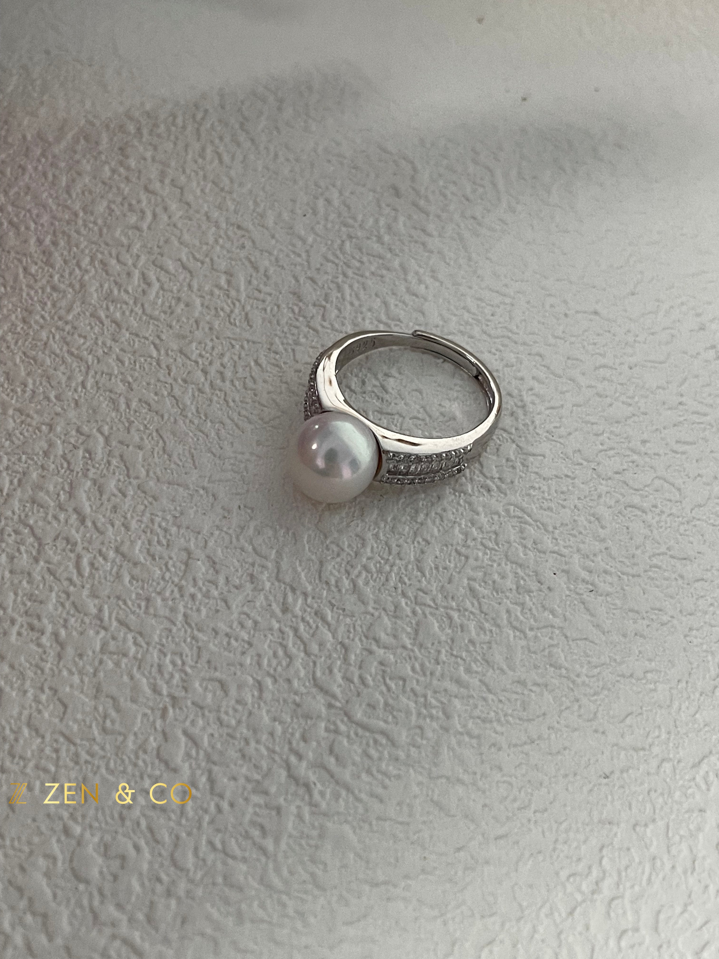 ROBIN Pearl ring - ZEN&CO Studio