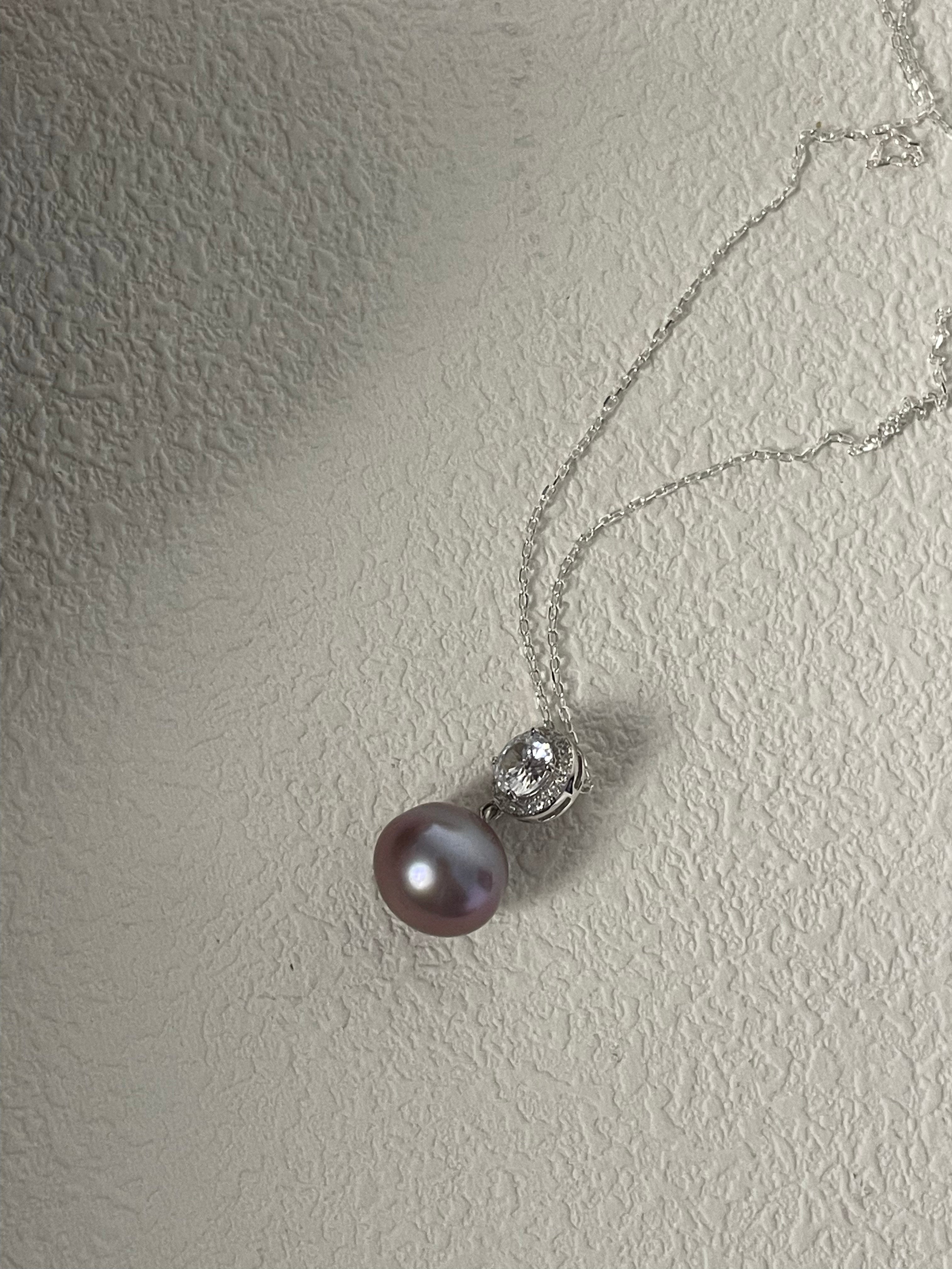 MERLOT Purple Pearl pendant necklace - ZEN&CO Studio