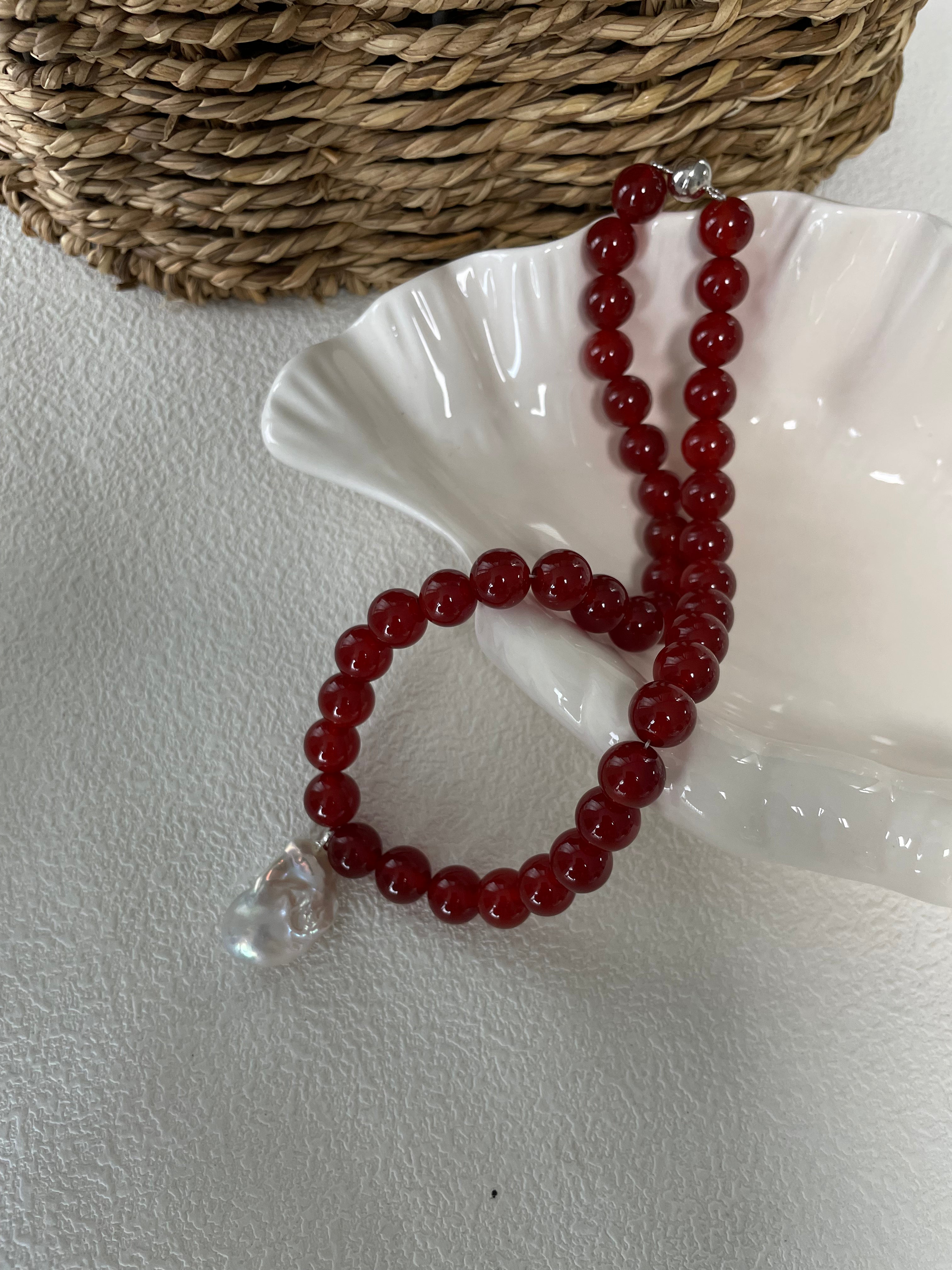 ADA Carnelian Necklace with Baroque Pearl Pendant - ZEN&CO Studio