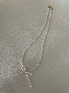 ALLISON Knot Pearl Necklace - ZEN&CO Studio