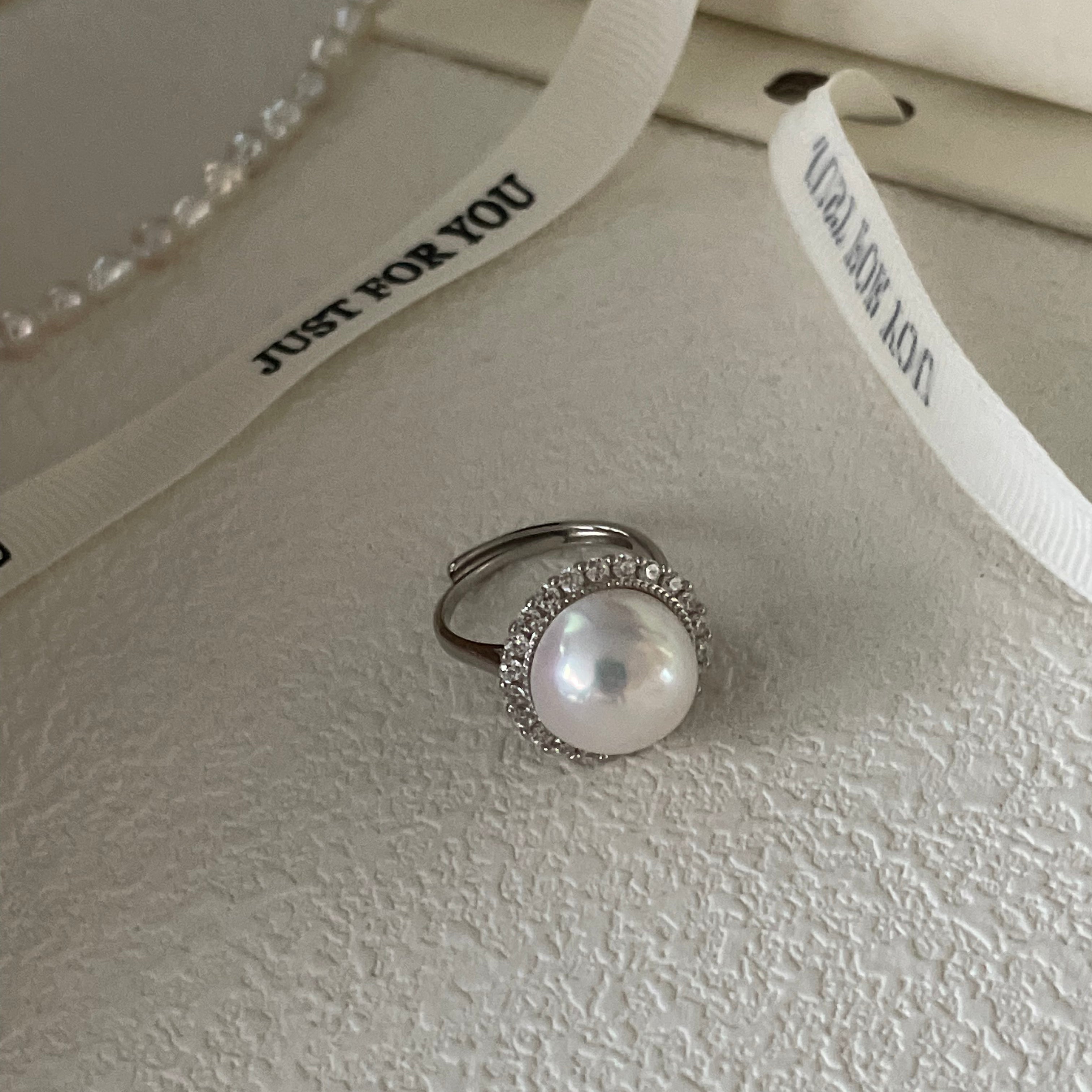 CHRISTELLE Round Pearl Ring - ZEN&CO Studio