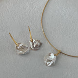 ALIYA Petal Pearl Drop Earrings - ZEN&CO Studio