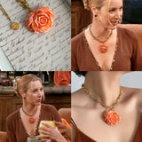 Phoebe´s Flower Pendant Necklace