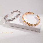 ARI Minimalist cuff bracelet with pearls - ZEN&CO Studio