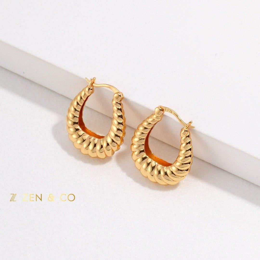 AVA Oval chunk hoop earrings - ZEN&CO Studio