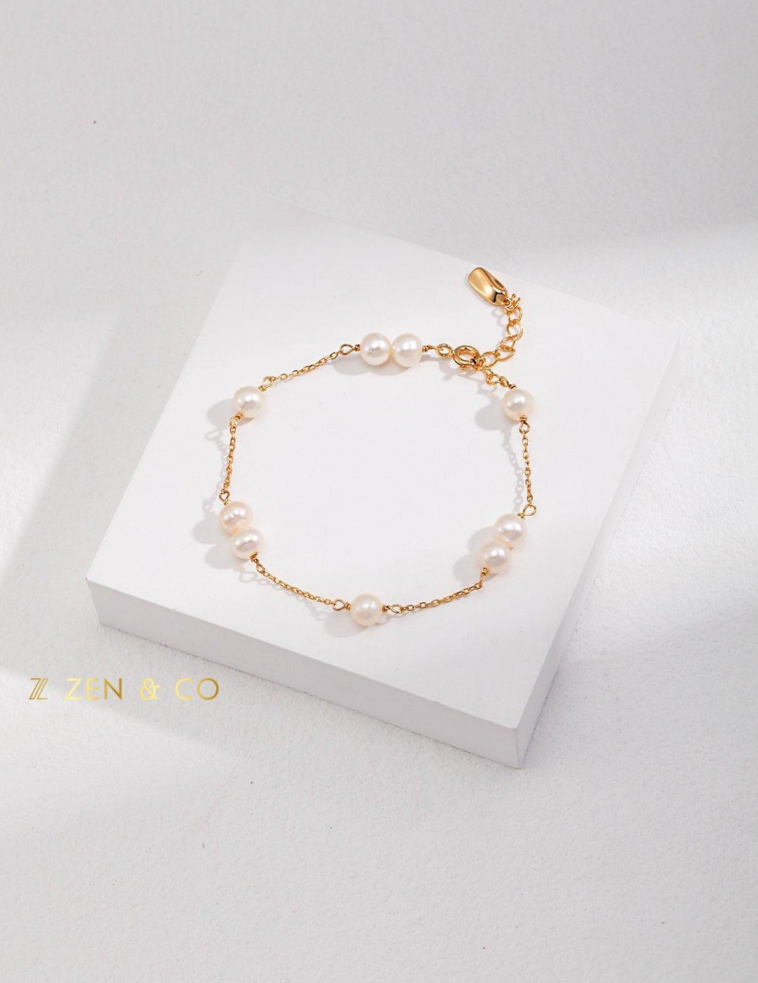 BLAIR Minimalist Pearl Bracelet - ZEN&CO Studio