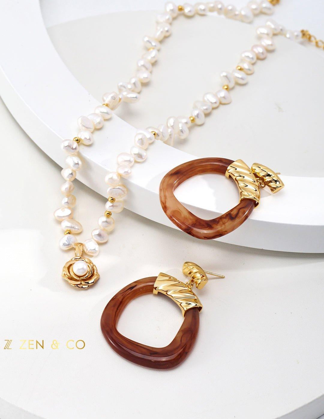 CAMELIA Flower Pendant Pearl Necklace - ZEN&CO Studio