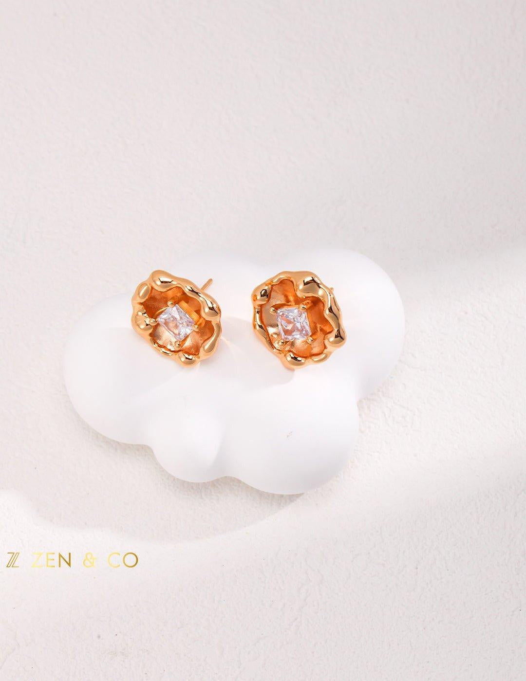 CAMELIA Flower Stud Earrings - ZEN&CO Studio