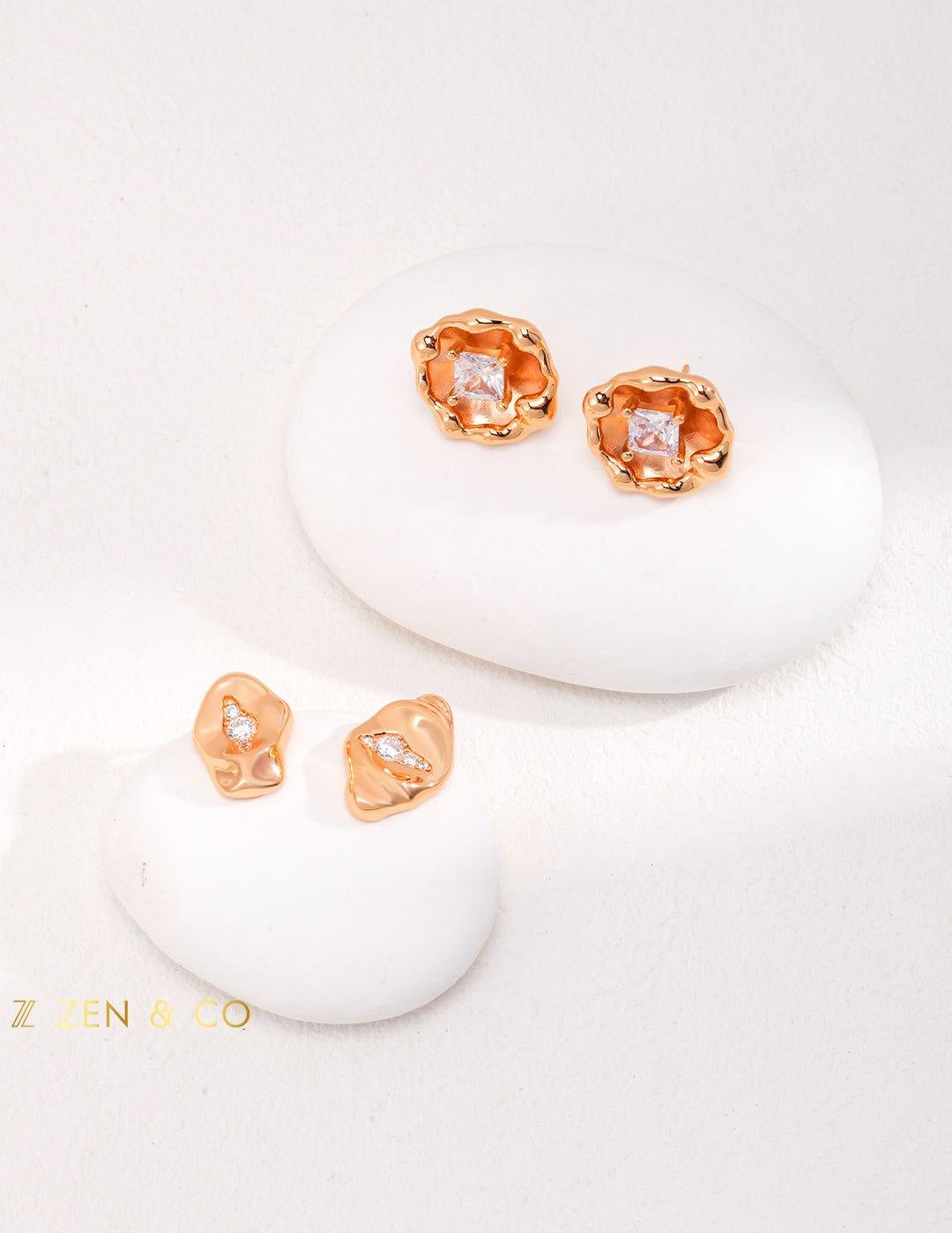 CAMELIA Flower Stud Earrings - ZEN&CO Studio