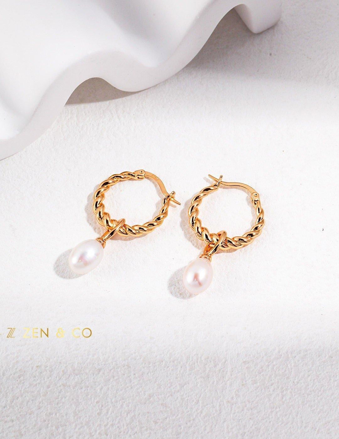 CARINA Dainty hoop pearl earrings - ZEN&CO Studio