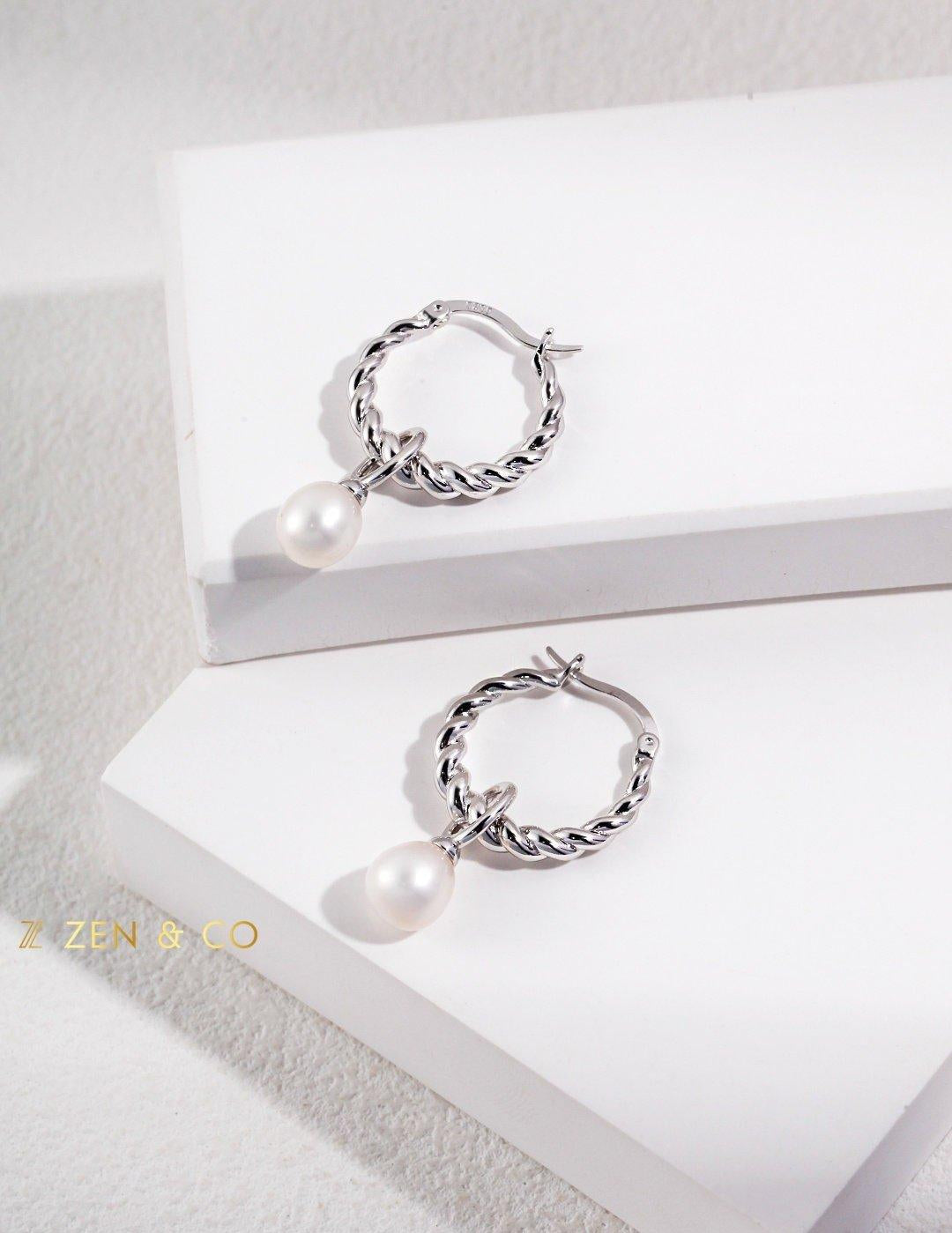 CARINA Dainty hoop pearl earrings - ZEN&CO Studio