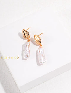 CASSIA Minimalist Baroque pearl dangle earrings - ZEN&CO Studio