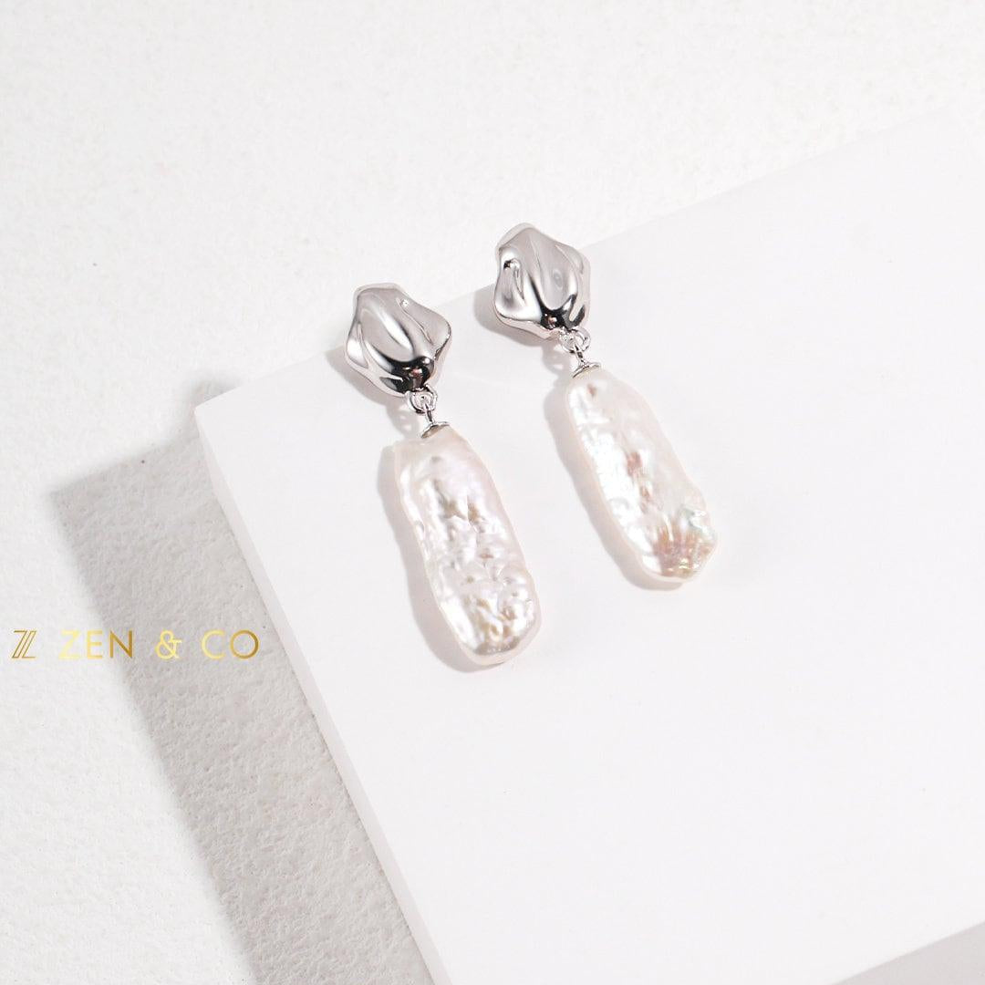 CASSIA Minimalist Baroque pearl dangle earrings - ZEN&CO Studio