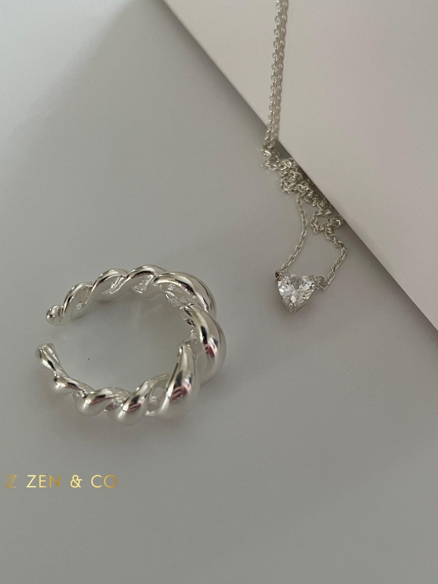 CROISSANT Chunky twist silver ring - ZEN&CO Studio