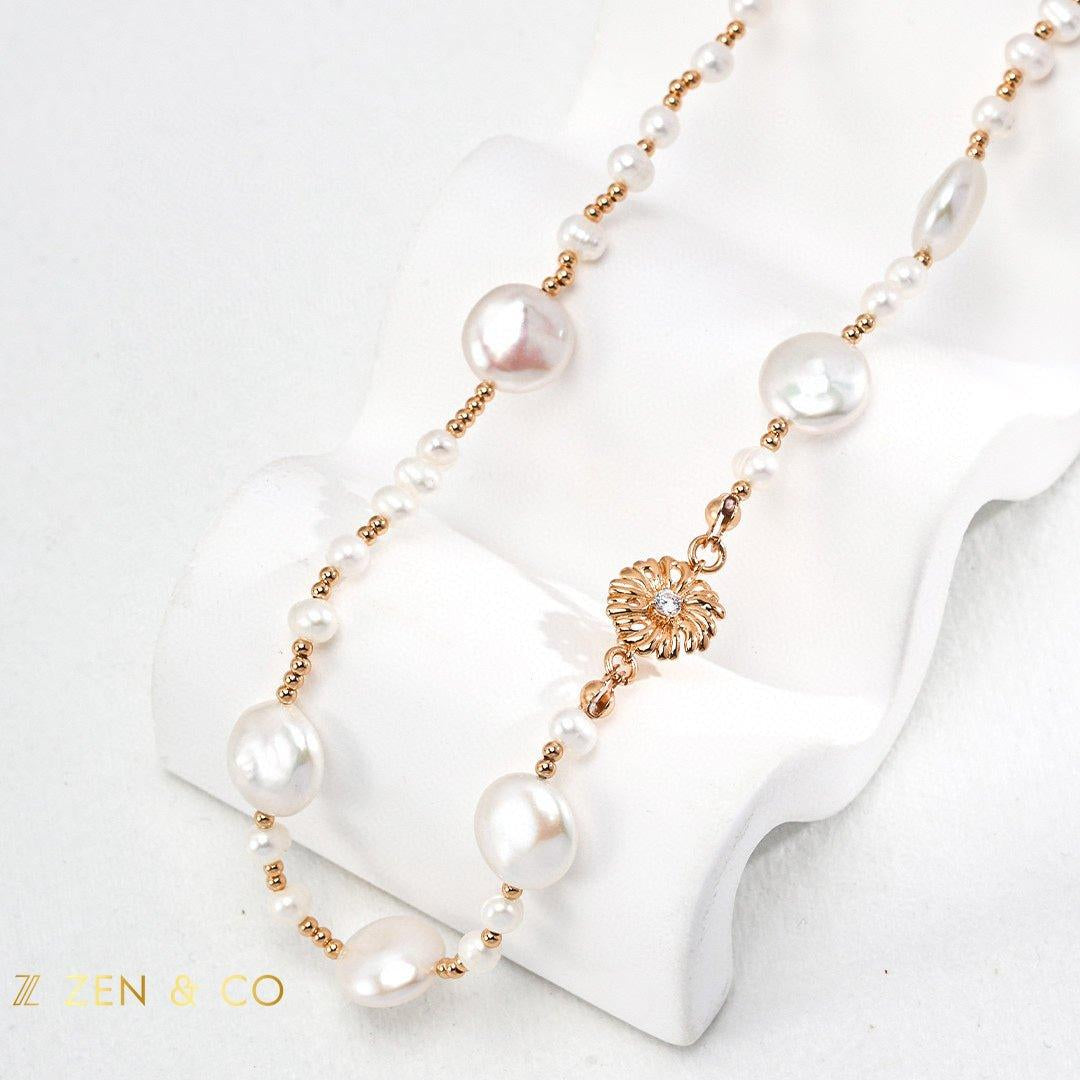 DOMINIQUE Extravagant Pearl Necklace - ZEN&CO Studio