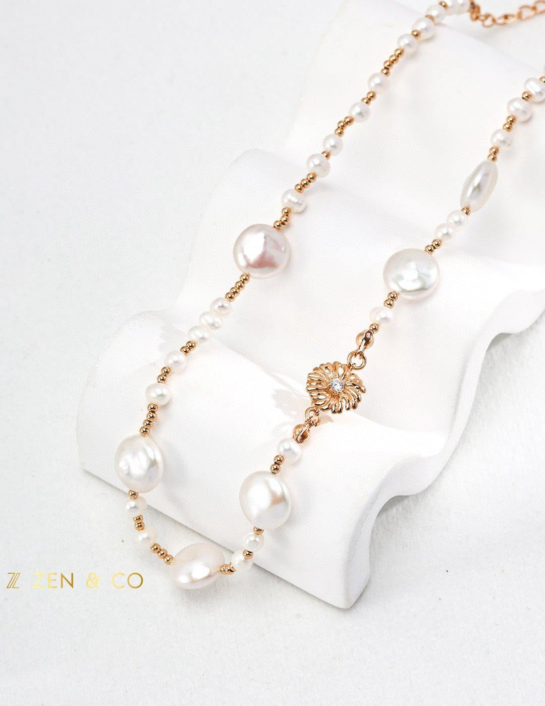 DOMINIQUE Extravagant Pearl Necklace - ZEN&CO Studio