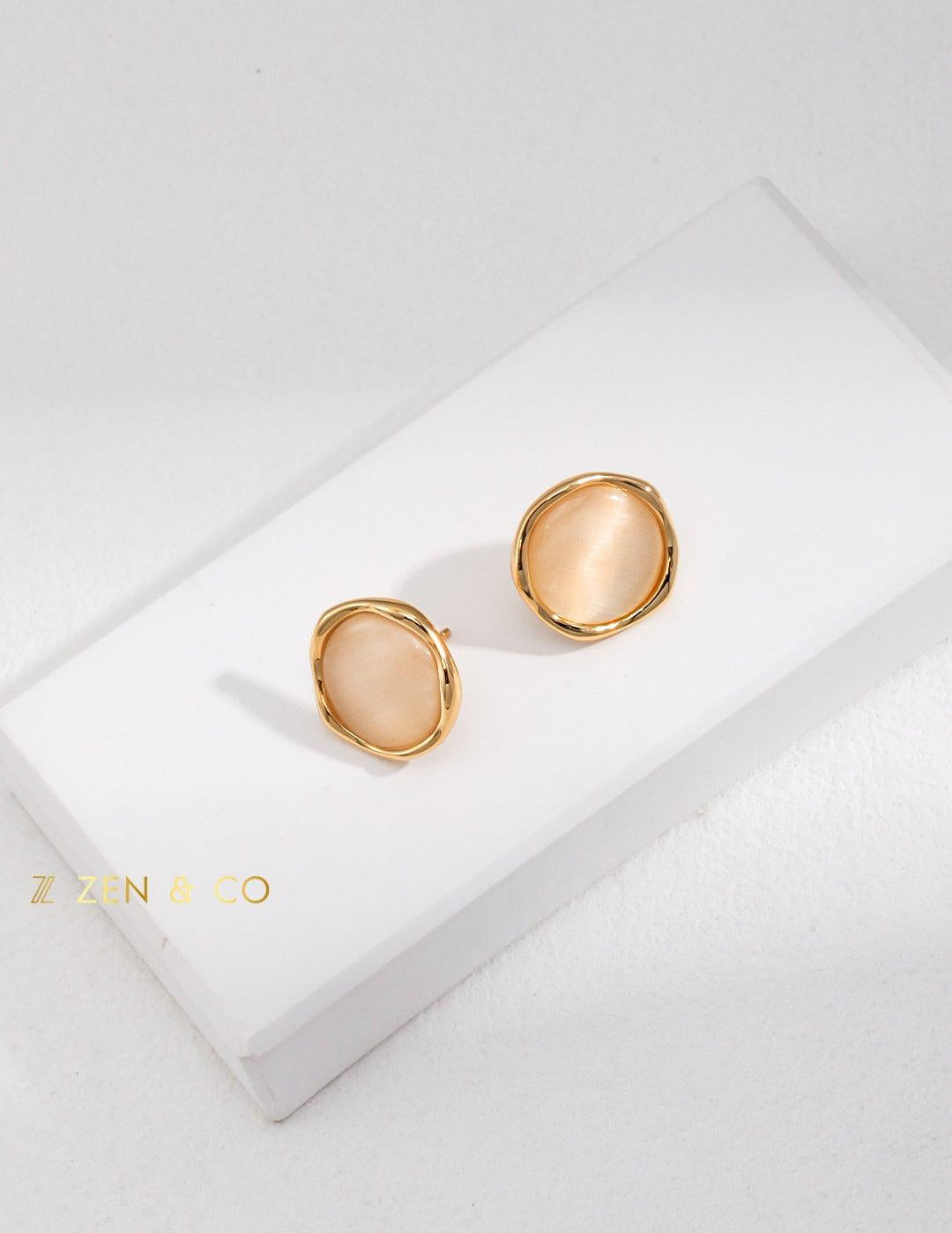 EDEN Cat eye stone stud earrings - ZEN&CO Studio