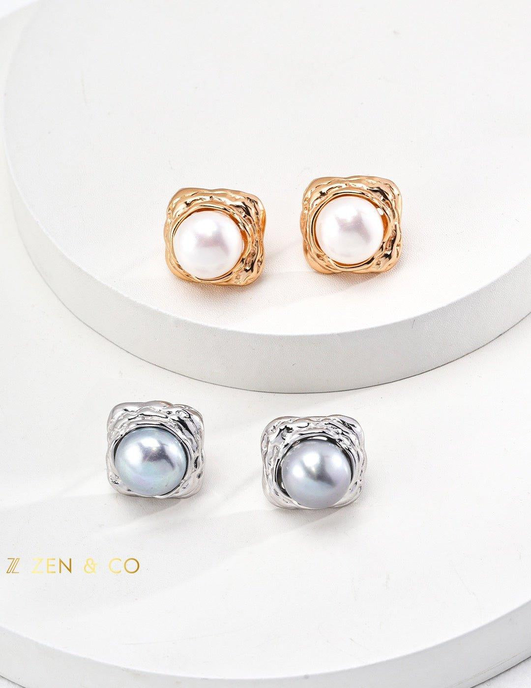 ELEANOR Pearl Stud Earrings - ZEN&CO Studio