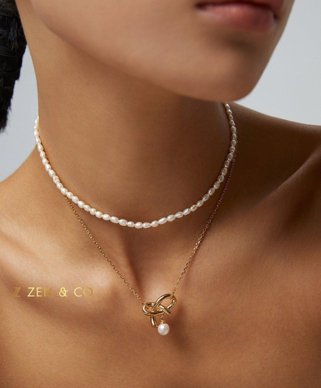 ELSA Cute knot pearl pendant necklace - ZEN&CO Studio