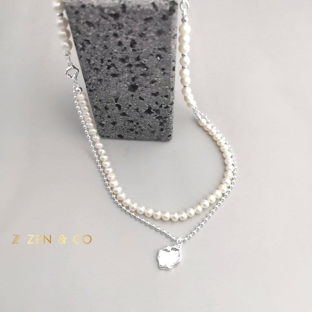 GENEVA Fluid Way of Water pearl necklace and silver pendant necklace - ZEN&CO Studio