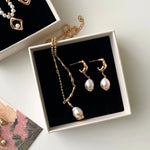 GOLDIE Pearl dangle earrings - ZEN&CO Studio