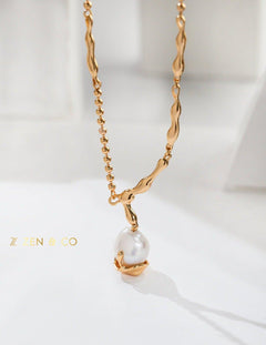 GOLDIE Pearl pendant necklace - ZEN&CO Studio