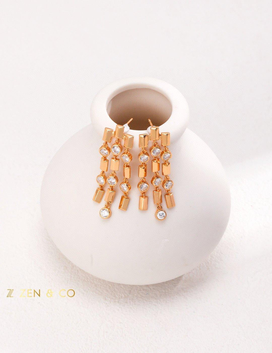 JOY Gold statement dangle earring - ZEN&CO Studio