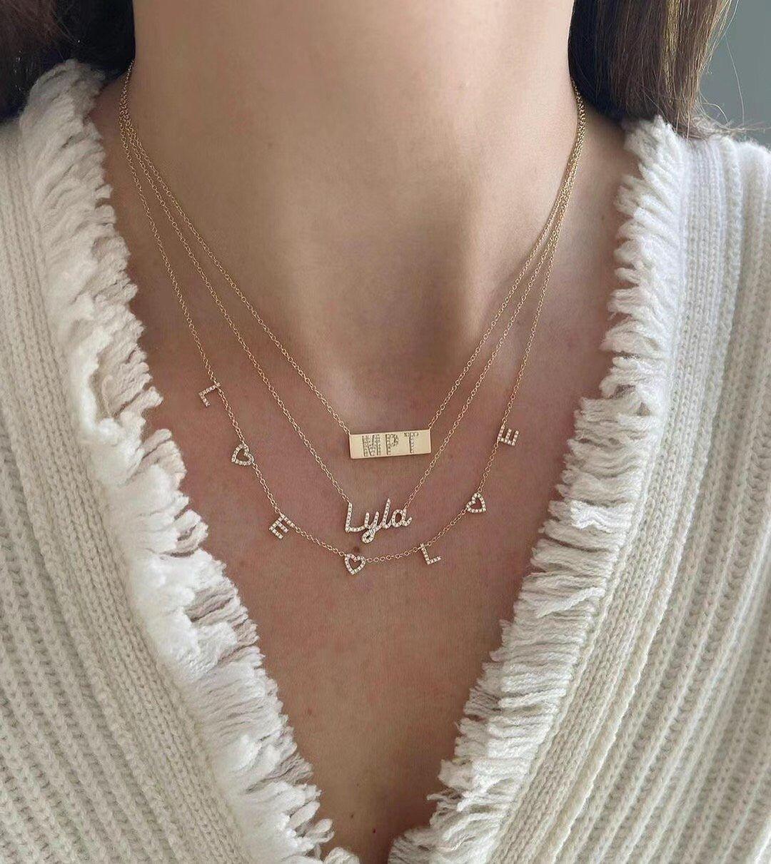 KOURTNEY Personalized Loose letter Side Necklace - ZEN&CO Studio