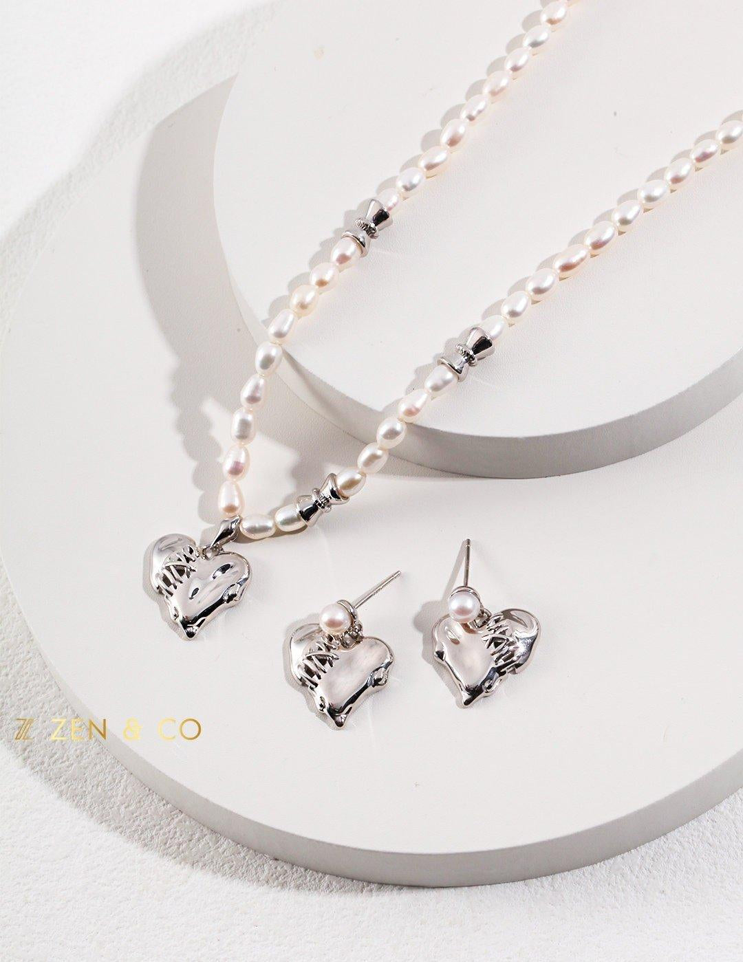 LAYLA Barbie inspired jewelry set Heart pendant necklace Heart drop earrings - ZEN&CO Studio