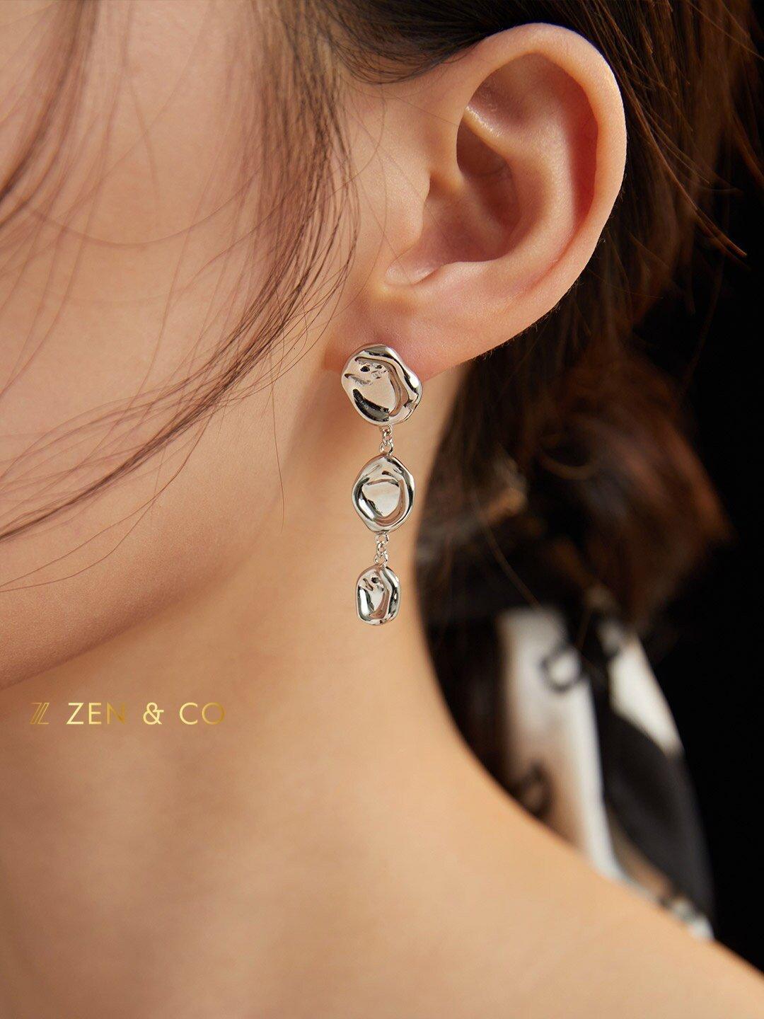 MAEVE Fluid Way of Water dangle earrings - ZEN&CO Studio